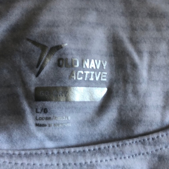 Women’s workout top - Picture 3 of 3